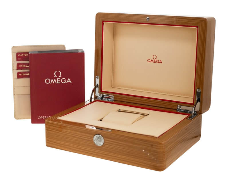 Omega Planet Ocean 215.30.44.21.01.002 Image 5